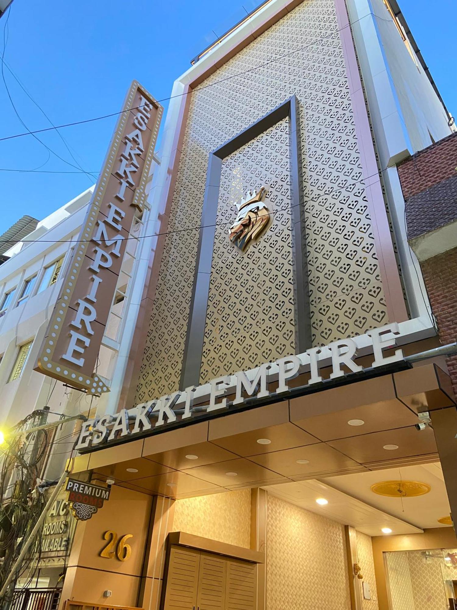 Esakki Empire 3*